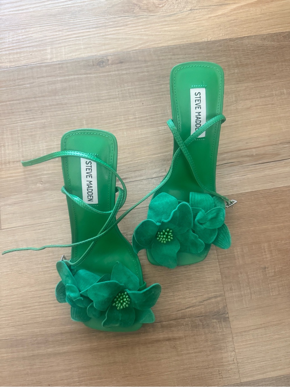 NWOT Steve Madden Women's Amani Heeled Sandal Green Size 8 Floral - Picture 4 of 7